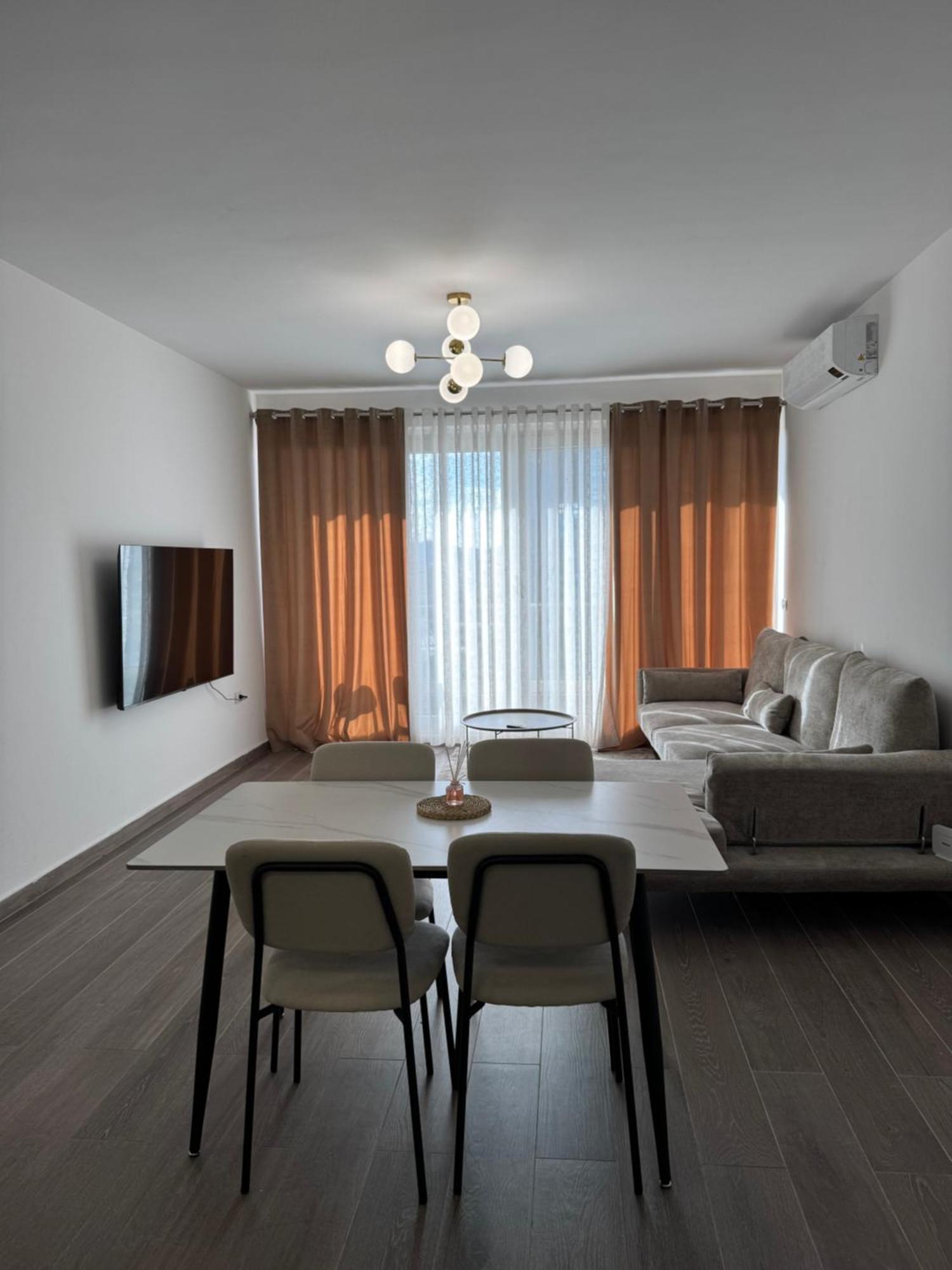 Free Parking Skanderbeg Square - Spacious Central Apartment Тирана Экстерьер фото
