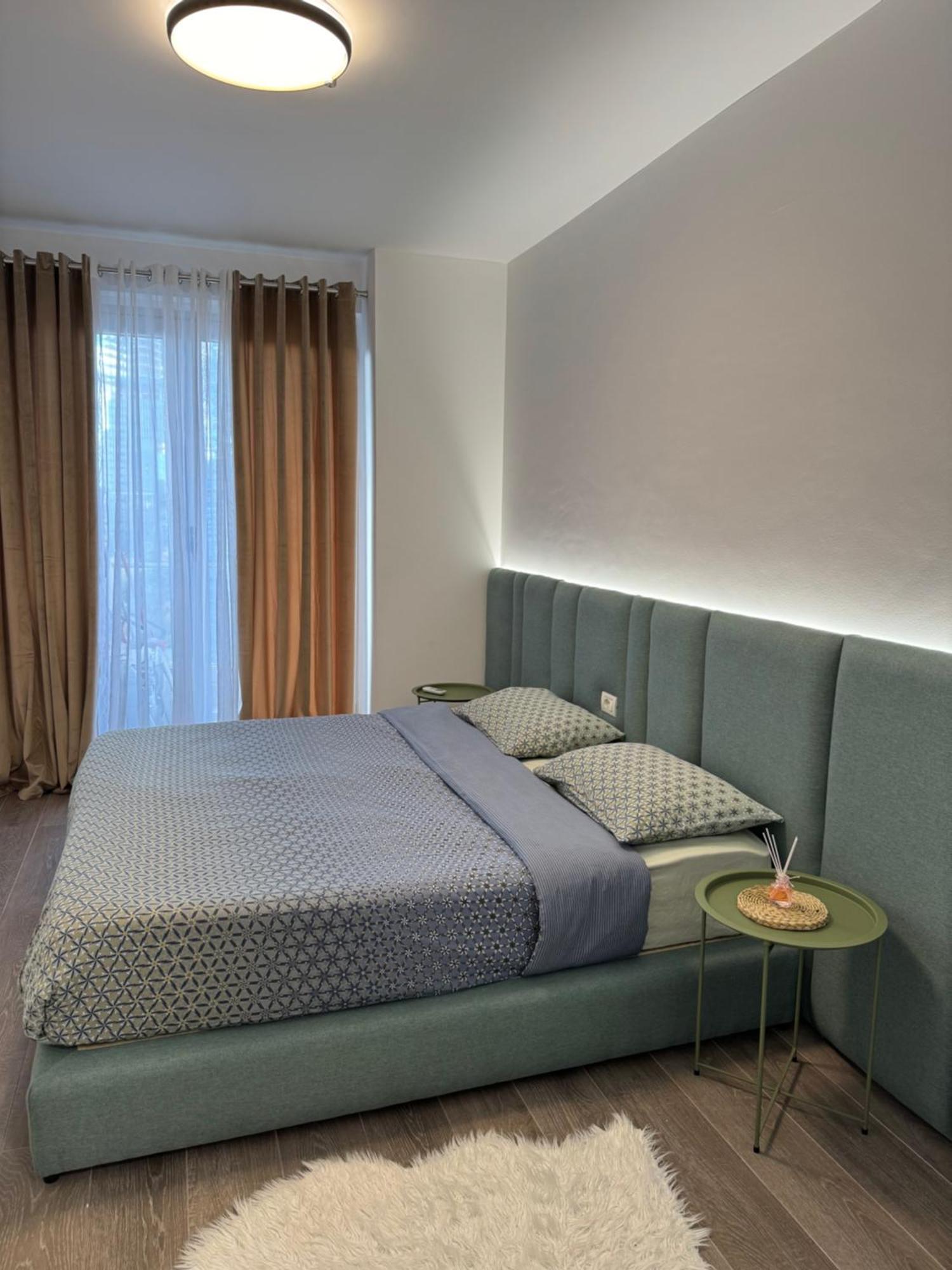 Free Parking Skanderbeg Square - Spacious Central Apartment Тирана Экстерьер фото